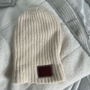 Love your Melon beanie!! NWOT